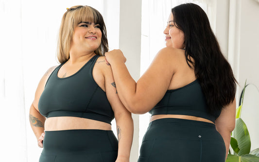 Plus size models wearing premium plus size activewear by Superfit Hero.