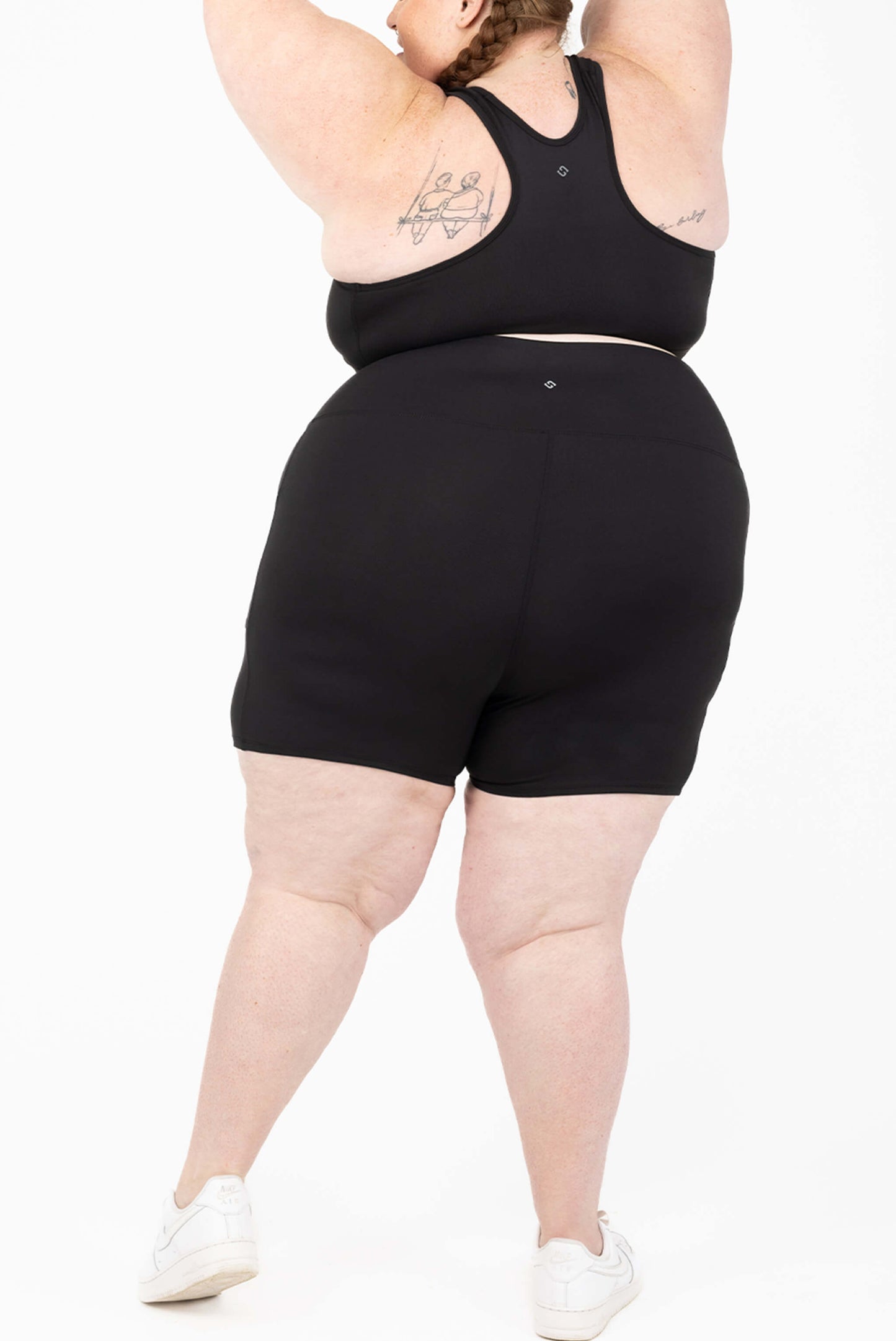 Plus size 6 inch biker shorts with pockets Black size 5X back view