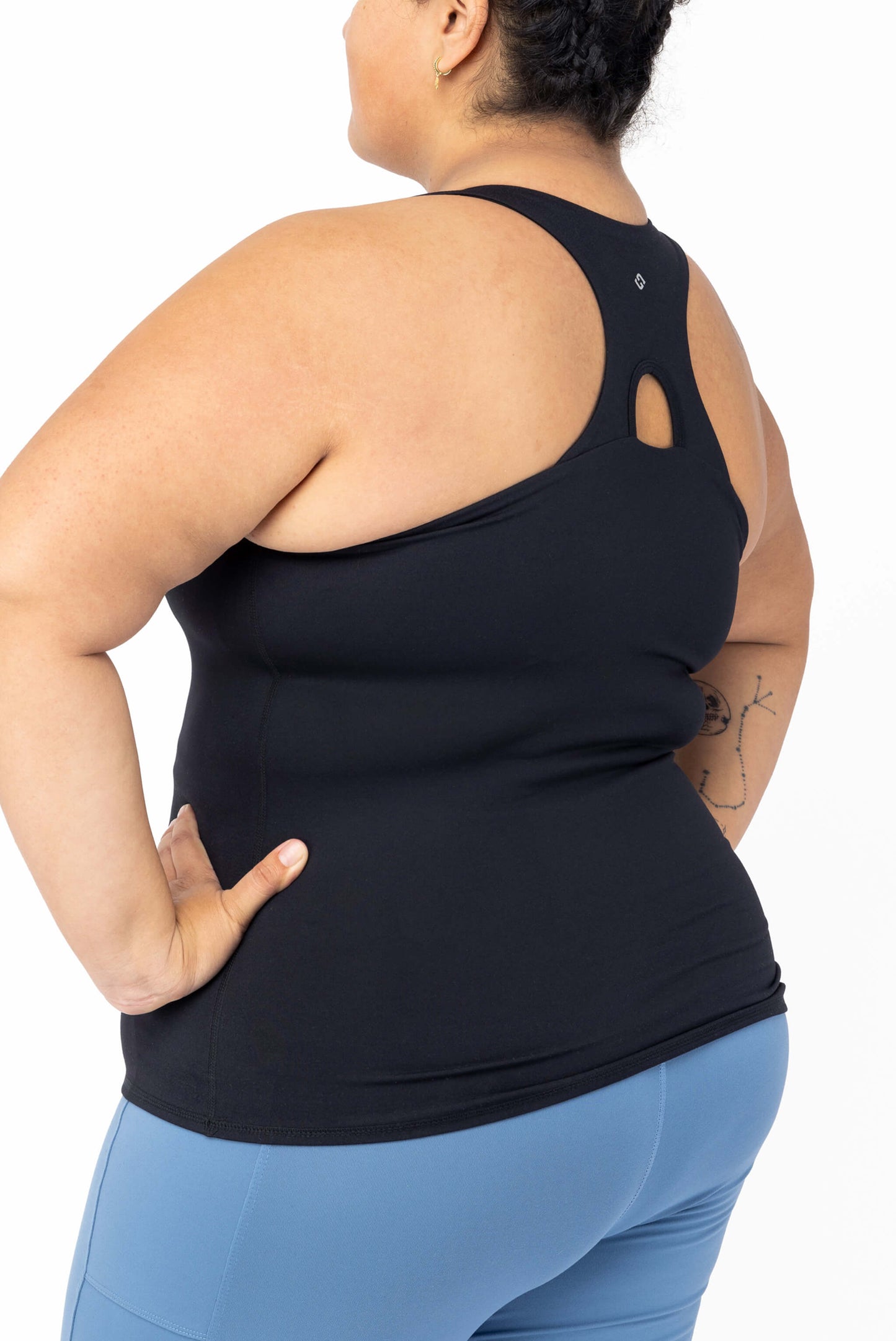 back view of plus size tank with built in shelf bra size 2X