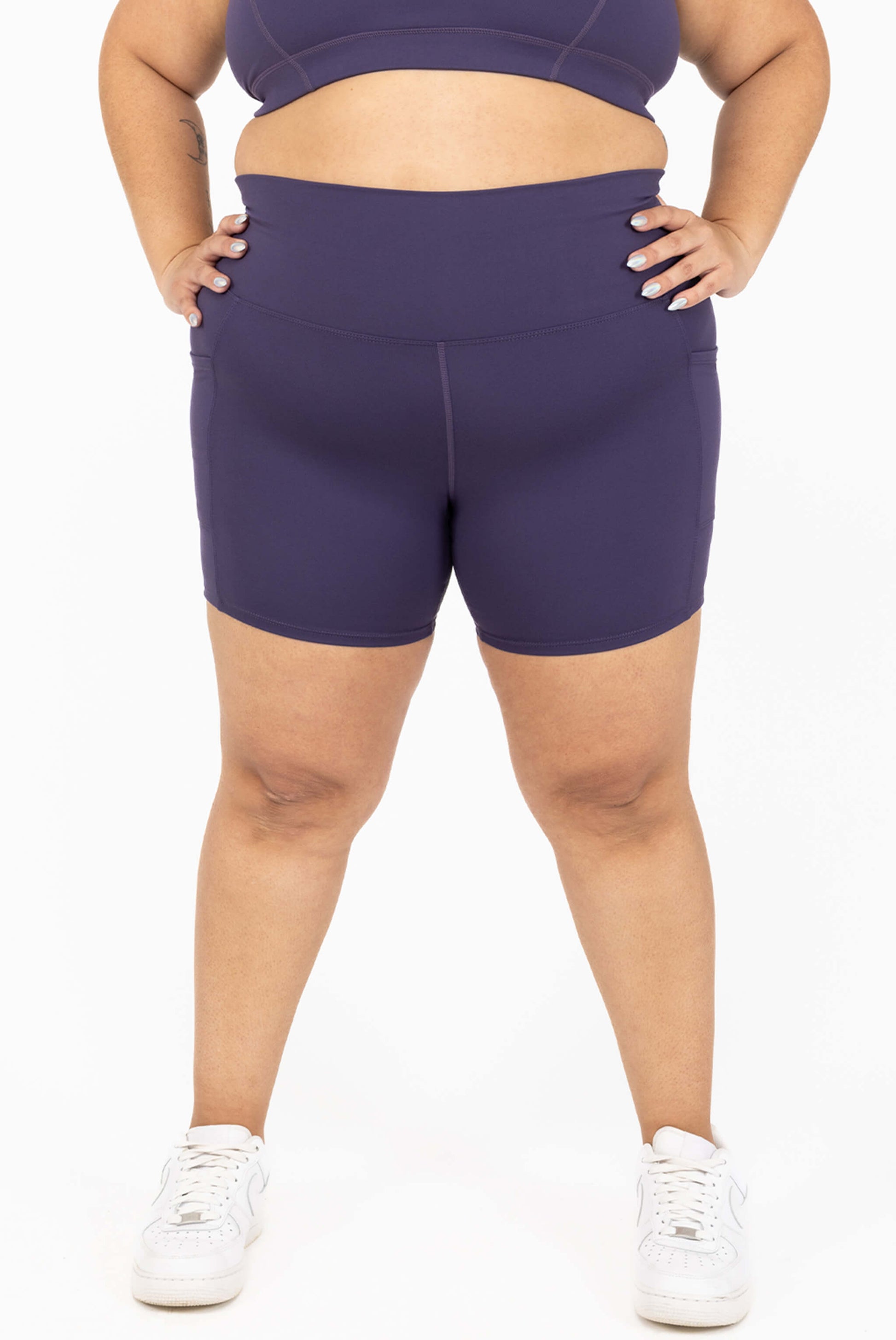 6 inch plus size pocket shorts deep purple