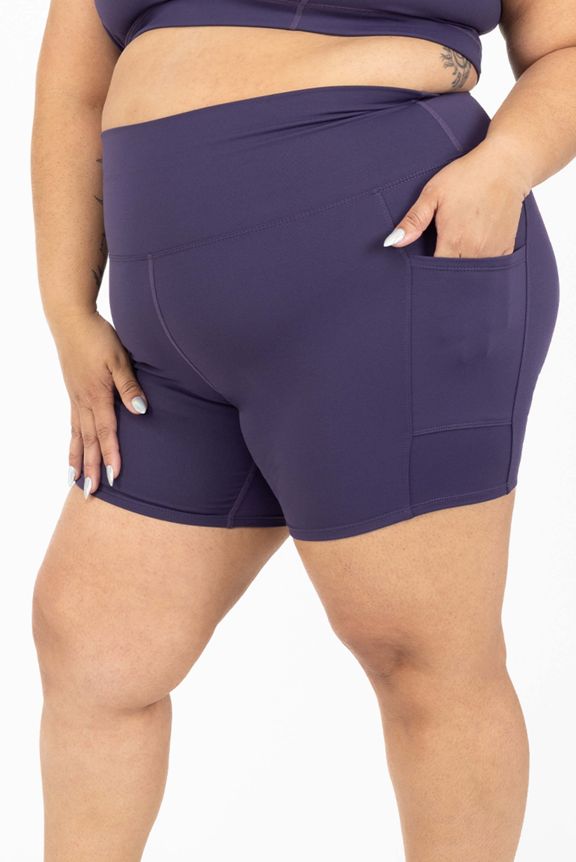 6 inch plus size pocket shorts deep purple profile closeup size 2x