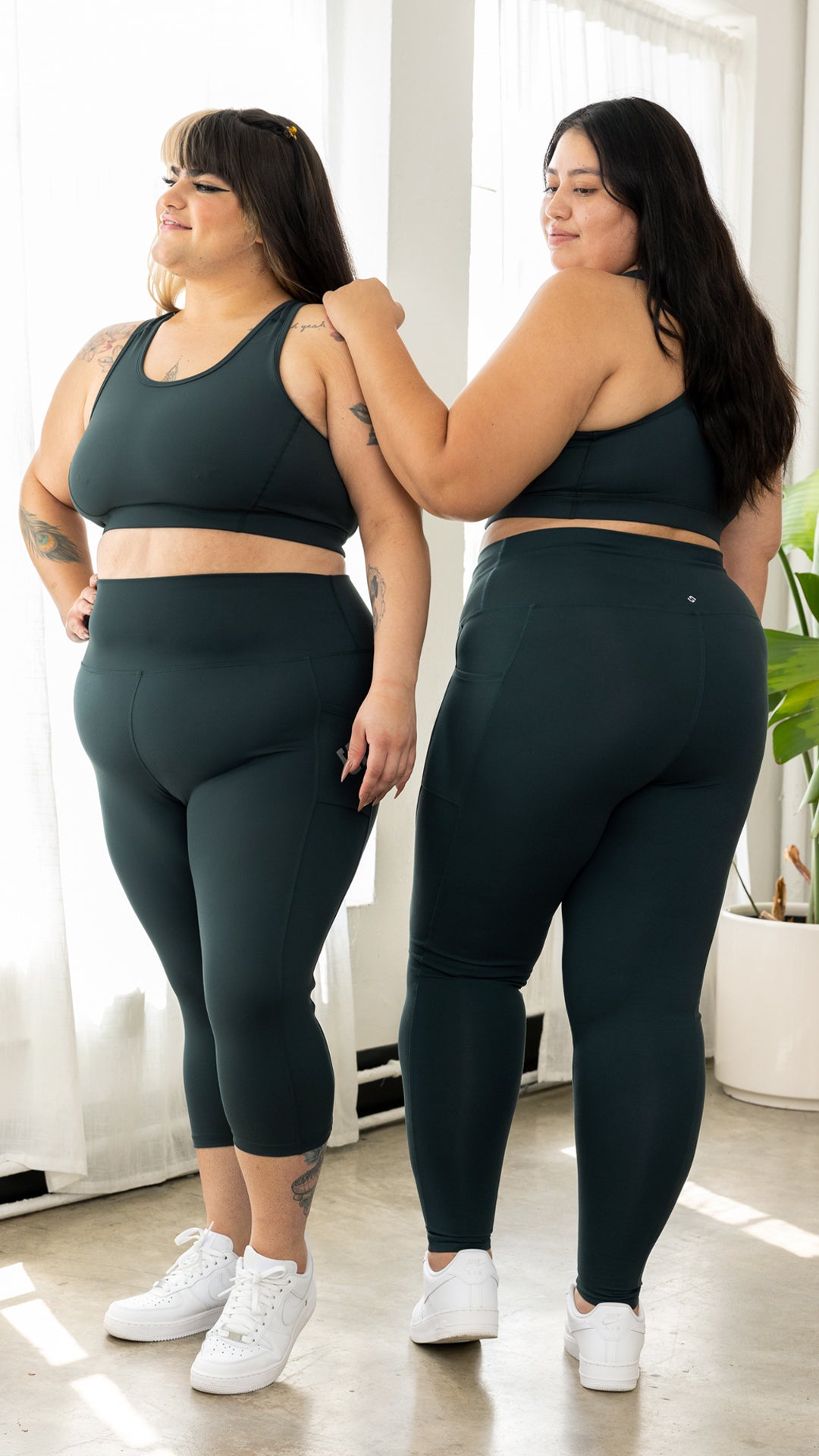 Plus size leggings review by Superfit Hero.