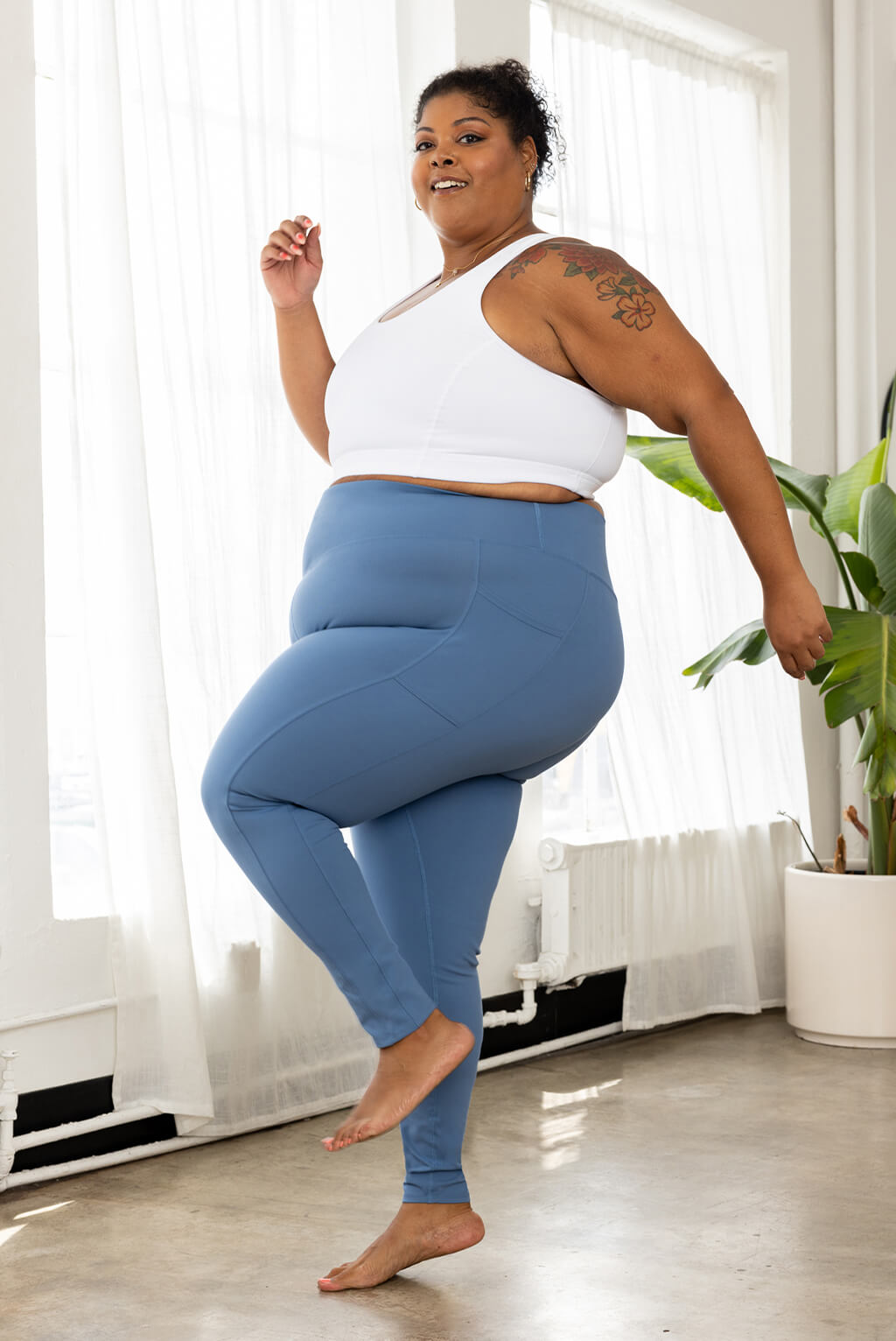 Plus Size Pocket Ankle Leggings Moonlight Blue Superfit Hero