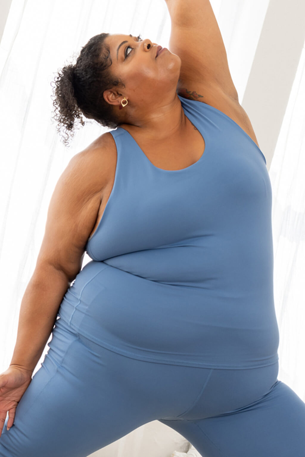 Women Gym Tank Top Yoga Wear Built in Bra Spandex Loose