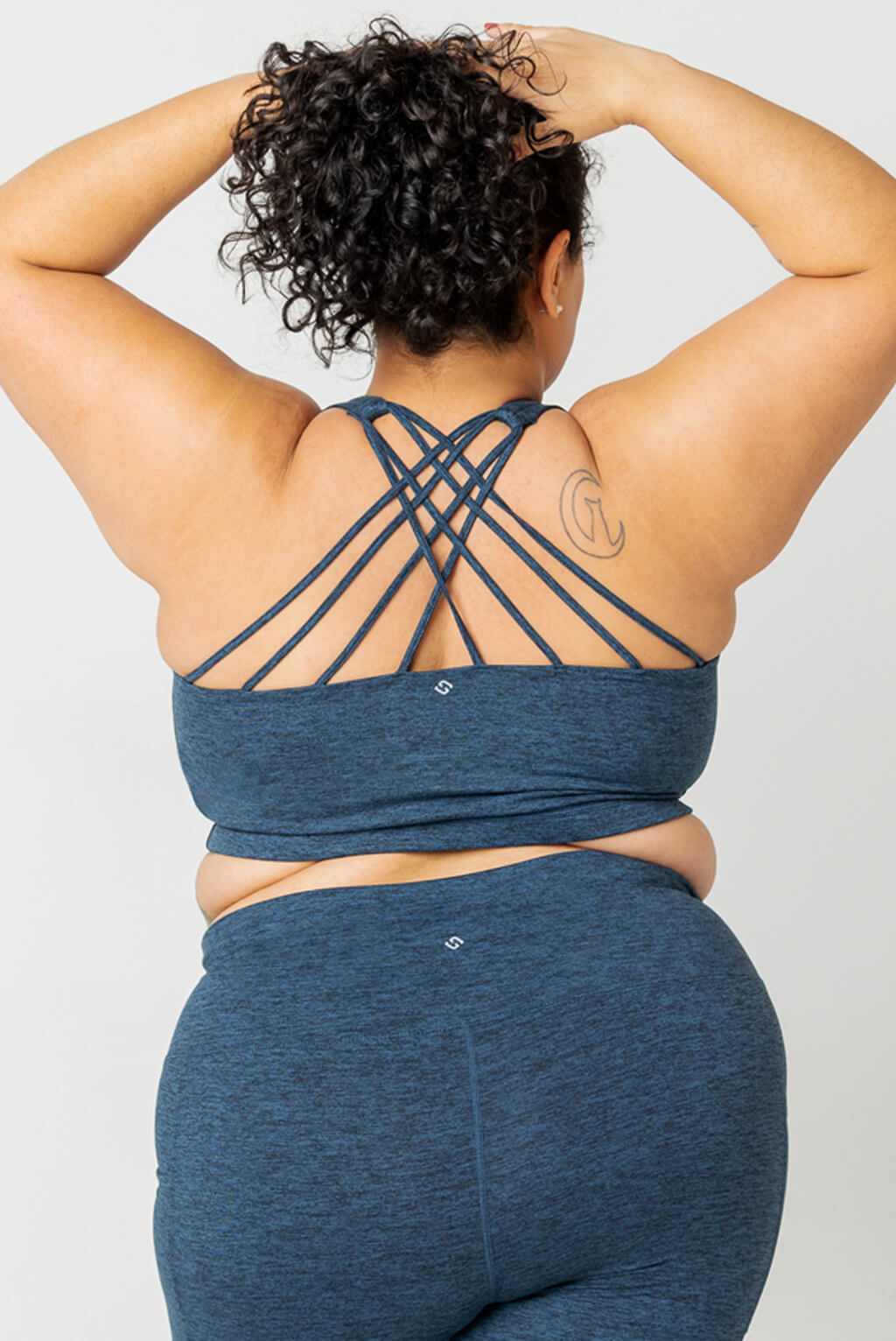 Back view of size 2X model wearing Superfit Hero SuperSoft Strappy bra in Heather Navy