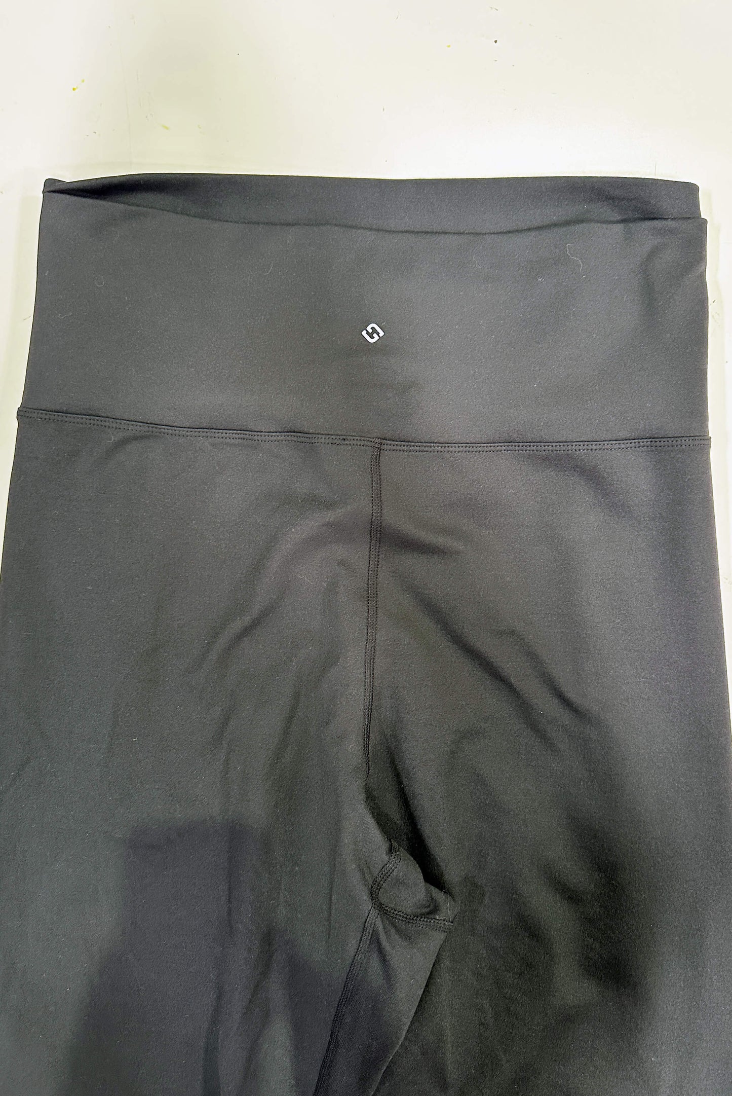 [SAMPLE SALE] SuperHold Pocket Ankle Leggings - Black