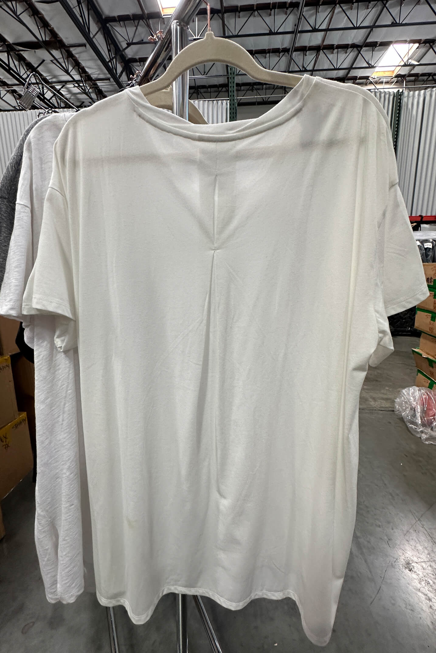 [SAMPLE SALE] V-Neck Oversize Tunic Fit Sample Off White