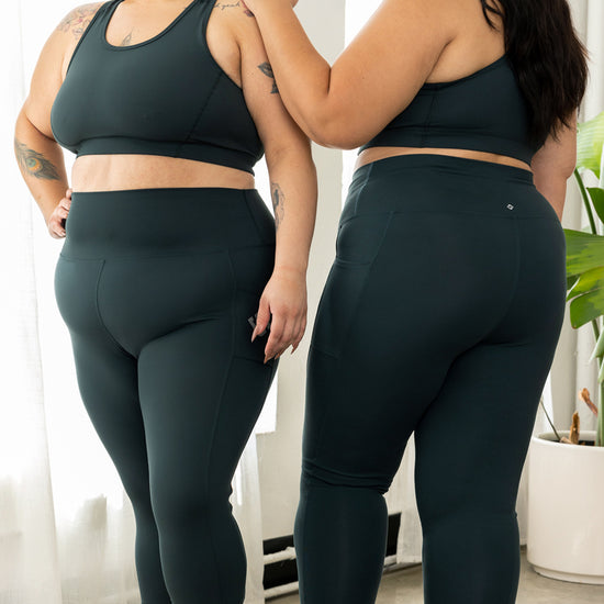 Plus size leggings with pockets - Cleo – peace-lover