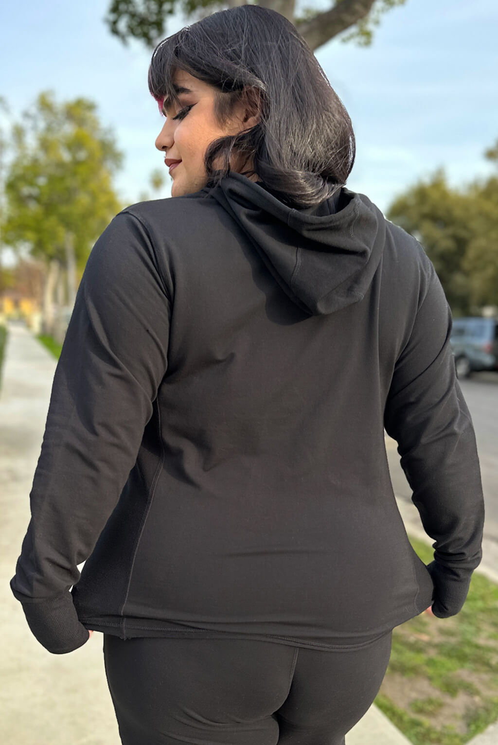plus size womens zip up hoodie with long sleeves and thumbholes