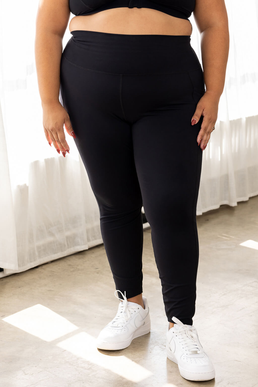 Women's Softlyzero™ High Waisted Crossover Side Pocket Plain Plus Size Full  Length Leggings - Halara