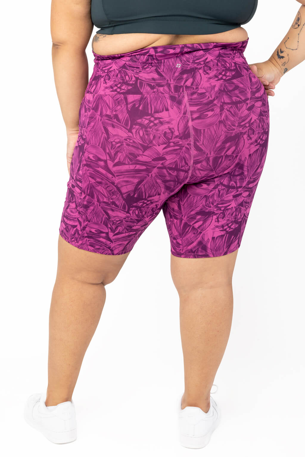 superfit pocket bike shorts in colorful prints, back
