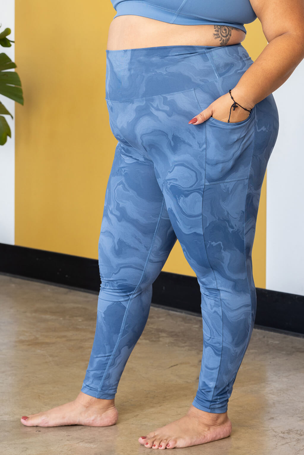 plus size leggings with pockets, colorful prints